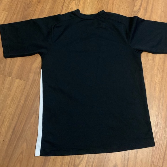 NIKE black and white logo y2k basic crew neck t-shirt - Picture 8 of 8